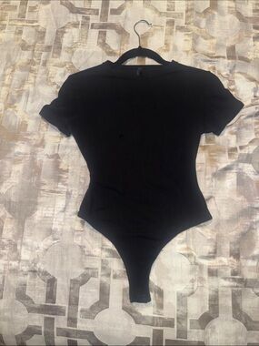 Skims Black Short Sleeve Bodysuit